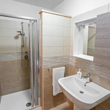 Acquachiara 3* 罗切拉伊奥尼卡